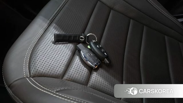 Mercedes-Benz GLE - Class W166 id 4785381 из Кореи 26