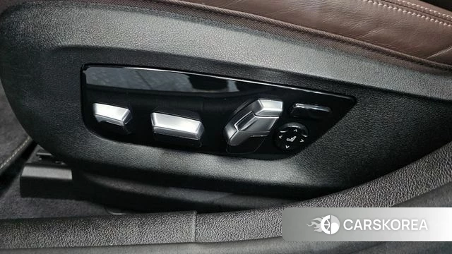 BMW 5 Series (G30) id 4330224 из Кореи 26