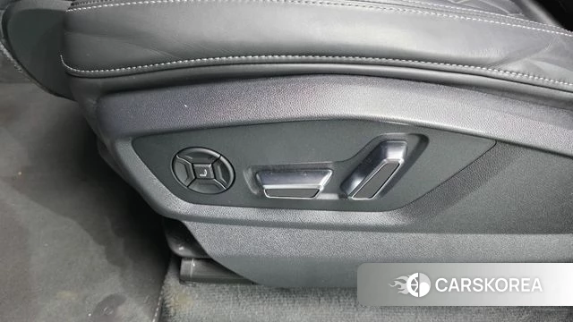 Audi Q8 (4M) id 4534649 из Кореи 26