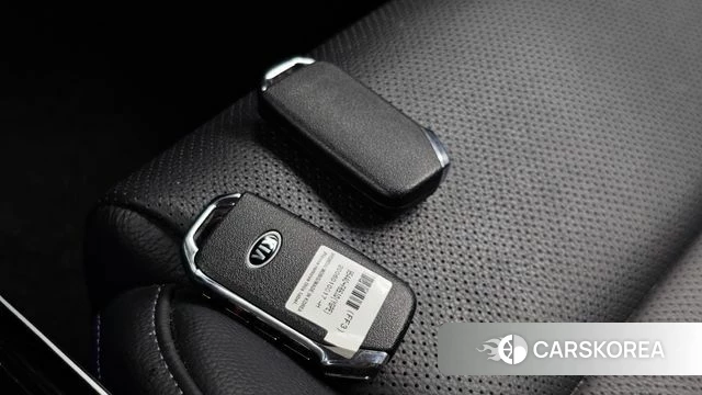 Kia K7 Premier Hybrid id 4872820 из Кореи 26