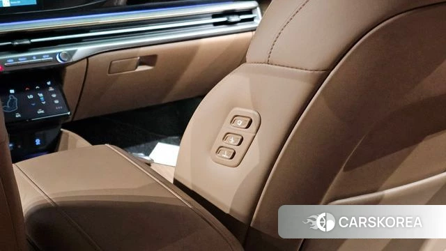 Hyundai Grandeur Hybrid (GN7) id 4623861 из Кореи 26