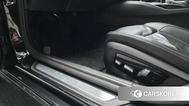 BMW 5 Series (G30) id 4283777 из Кореи 26