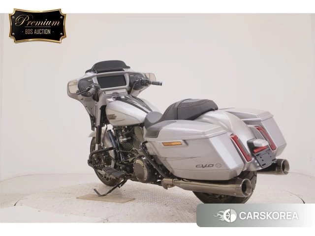 Проданный Harley-Davidson Street Glide FLHXSE1980CVO id 4199488 из Японии, фото 26