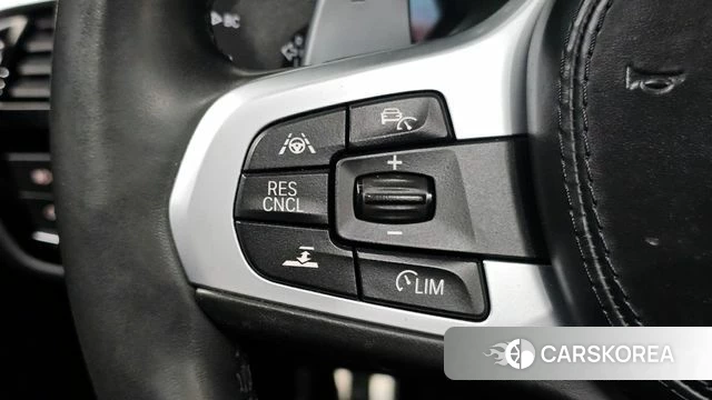 BMW 5 Series (G30) id 4317825 из Кореи 26