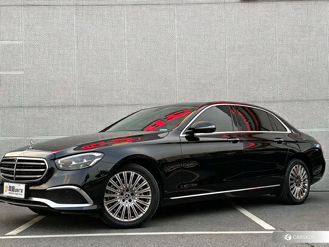 Mercedes-Benz E-Class id 4577598 из Китая 26