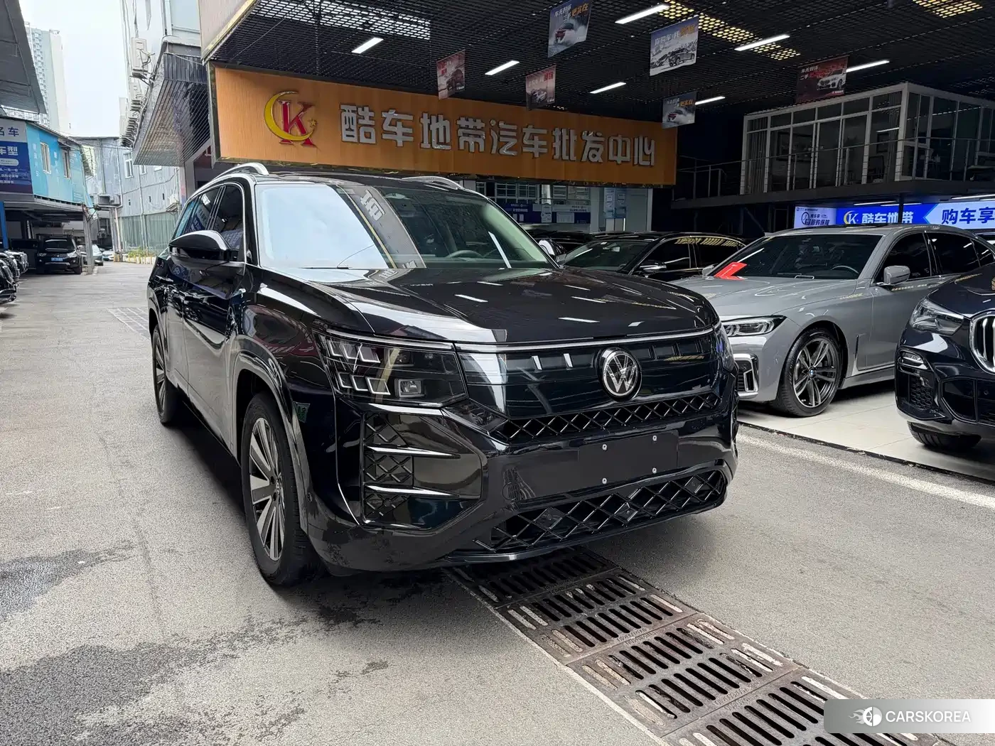 Volkswagen Touareg id 4679516 из Китая 26