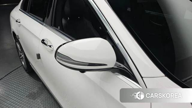 Mercedes-Benz E-Class W213 id 4717574 из Кореи 26