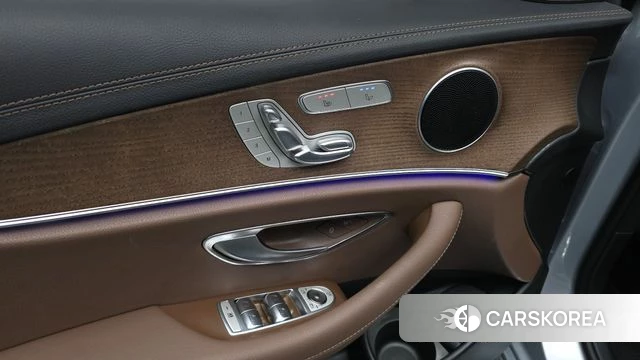 Mercedes-Benz E-Class W213 id 4469842 из Кореи 26