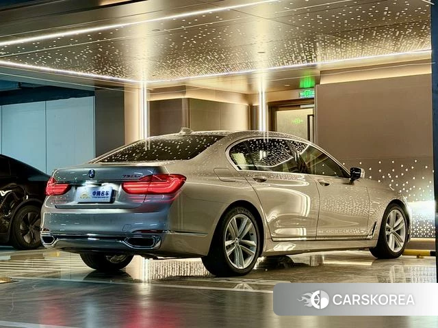 BMW 7 series id 4208956 из Китая 26