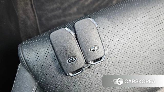 Kia Sportage The Bold id 4429161 из Кореи 26