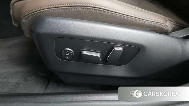 BMW 5 Series (G60) id 4381482 из Кореи 26