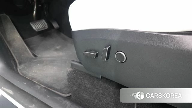 Tesla Model Y id 4442553 из Кореи 26