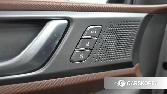 Hyundai The New Ionic Hybrid id 4285300 из Кореи 26