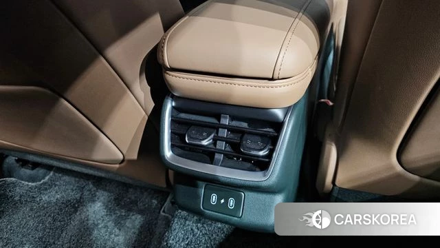Hyundai Grandeur Hybrid (GN7) id 4315476 из Кореи 26