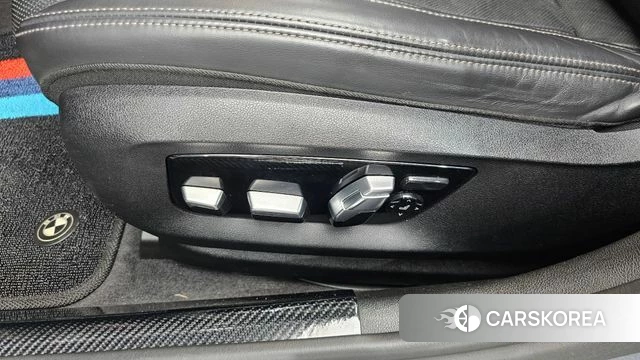 BMW 5 Series (G30) id 4471803 из Кореи 26