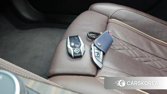 BMW 5 Series (G30) id 4396820 из Кореи 26