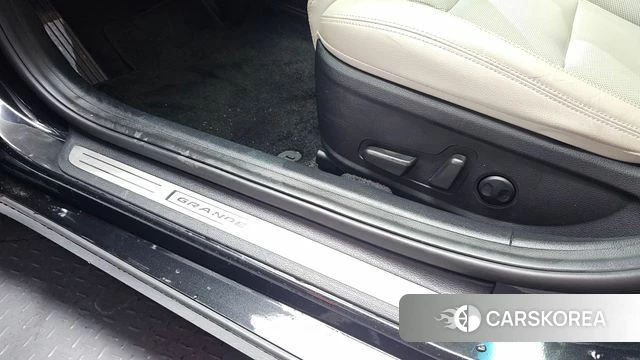 Hyundai The New Grandeur IG Hybrid id 4382534 из Кореи 26