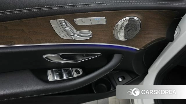 Mercedes-Benz E-Class W213 id 4682924 из Кореи 26