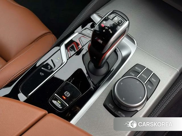BMW M5 id 4256874 из Китая 26