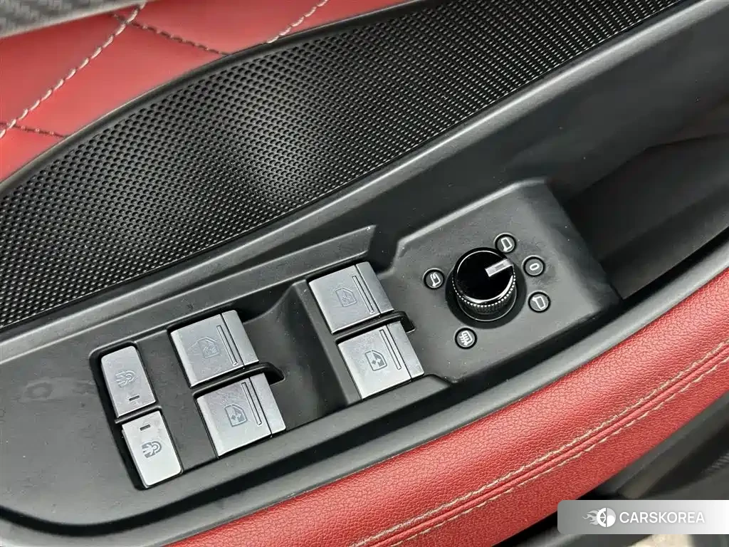 Audi Q6 id 4679761 из Китая 26