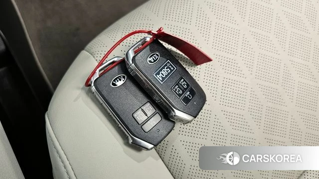 Kia Carnival 4th generation id 4377256 из Кореи 26