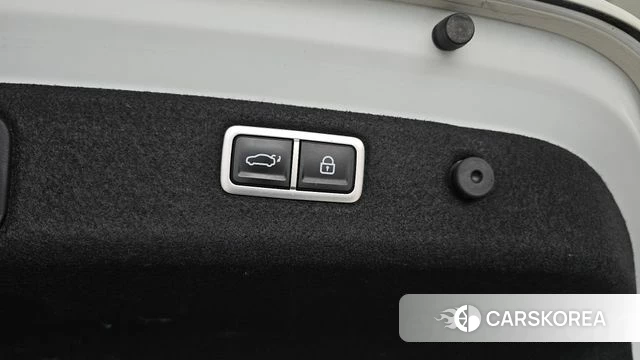 Genesis The New G70 id 4712345 из Кореи 26