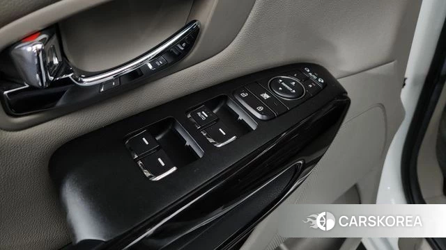 Kia The New Carnival id 4525670 из Кореи 26