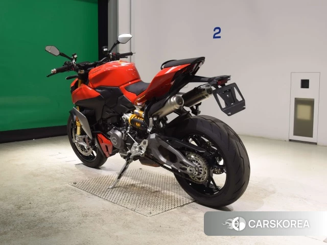 Проданный OTHER DUCATI STREET FIGHTER V2S id 4183823 из Японии, фото 26