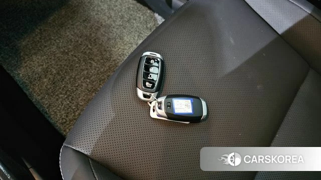 Hyundai Venue id 4879776 из Кореи 26