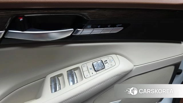 Genesis G90 id 4774994 из Кореи 26
