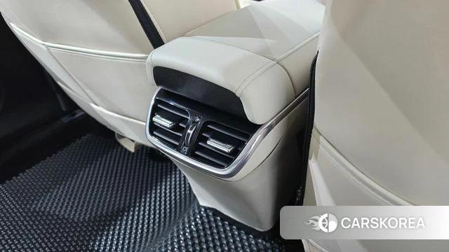 Hyundai The New Grandeur IG Hybrid id 4676556 из Кореи 26