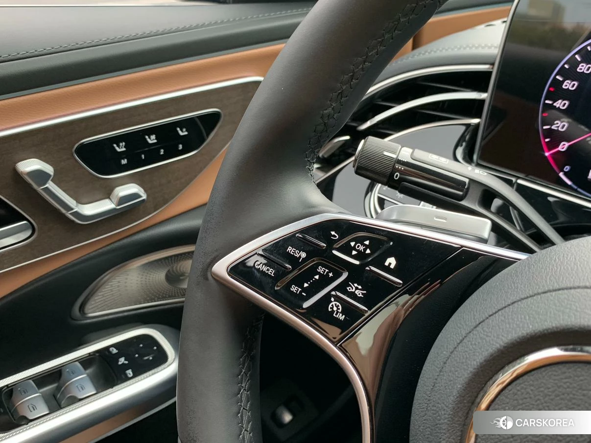 Mercedes-Benz E-Class id 4479543 из Китая 26