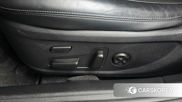 Hyundai The New Grandeur IG Hybrid id 4573642 из Кореи 26