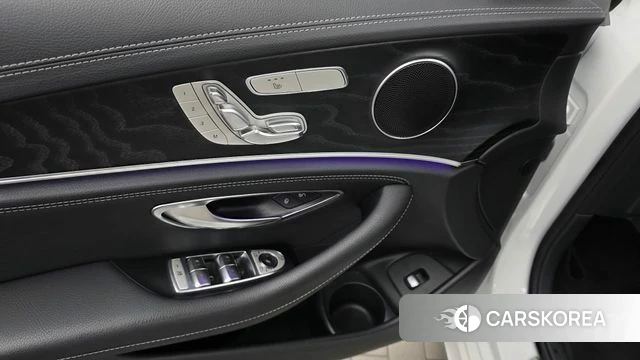 Mercedes-Benz E-Class W213 id 4872741 из Кореи 26