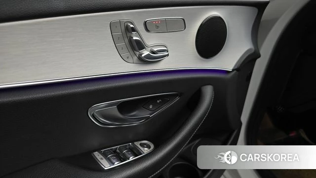 Mercedes-Benz E-Class W213 id 4556793 из Кореи 26