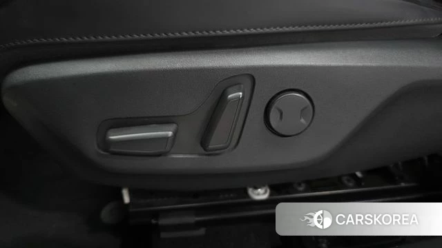 Kia Di Ol Nu Niro id 4671347 из Кореи 26