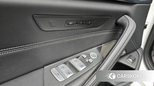 BMW 5 Series (G30) id 4416023 из Кореи 26