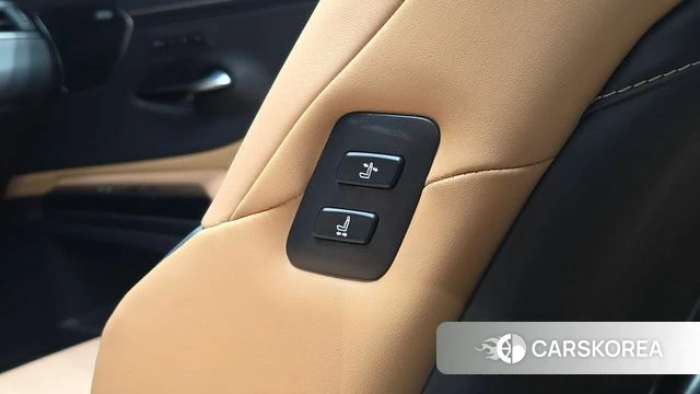 Lexus ES300h 7th generation id 4292475 из Кореи 26