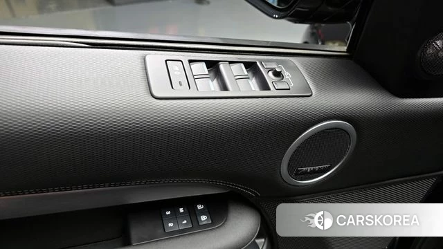 Land Rover Discovery 5 id 4388252 из Кореи 26