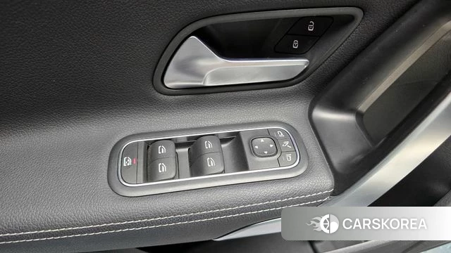 Mercedes-Benz A-Class W177 id 4356413 из Кореи 26