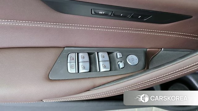 BMW 5 Series (G30) id 4280929 из Кореи 26
