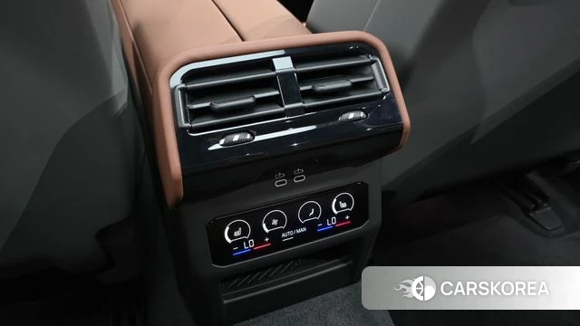 BMW 5 Series (G60) id 4493575 из Кореи 26