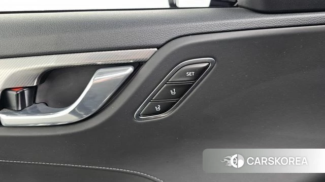 Hyundai The New Grandeur IG Hybrid id 4613670 из Кореи 26