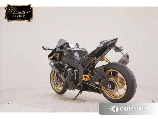 Проданный Honda CBR1000RR-R FIREBLADE SP id 4200425 из Японии, фото 26