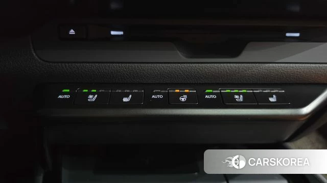 Lexus UX250h id 4732694 из Кореи 26