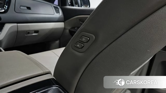 Kia All New Carnival id 4873675 из Кореи 26