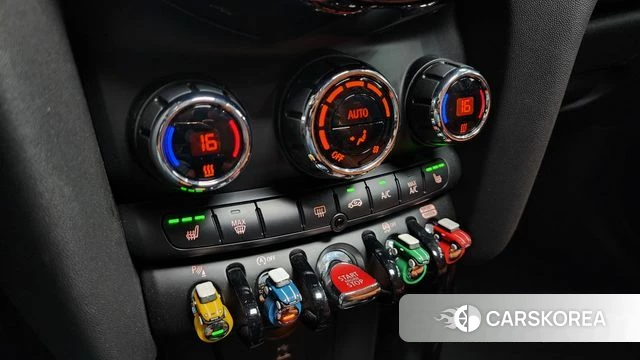 Mini Cooper S id 4494837 из Кореи 26