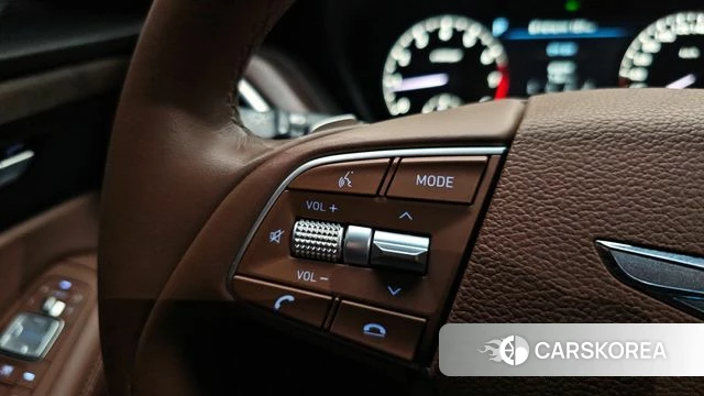 Genesis G90 id 4232100 из Кореи 26