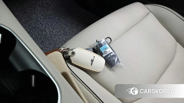 Genesis GV70 id 4330606 из Кореи 26