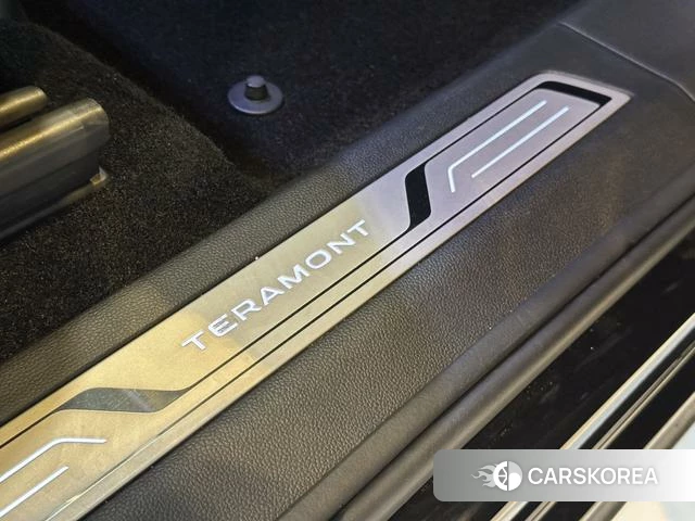 Volkswagen Tourang id 4211236 из Китая 26